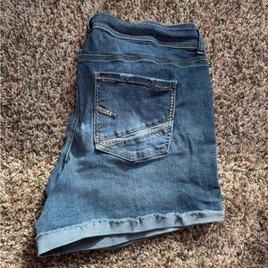 Maurices Classic Blue Denim Women's Jean Shorts